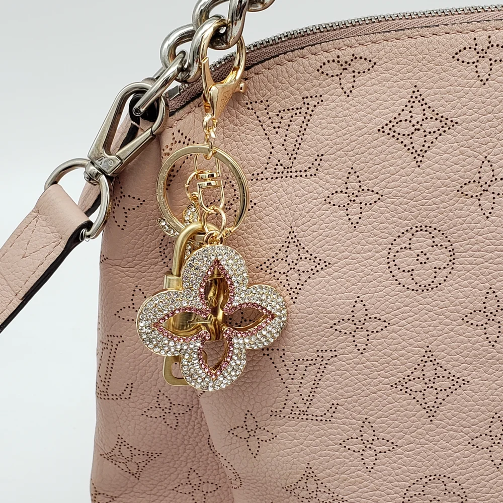Authentic Louis Vuitton Lock & Key with Unbranded Pink Floral Clover Keychain - Picture 5 of 7